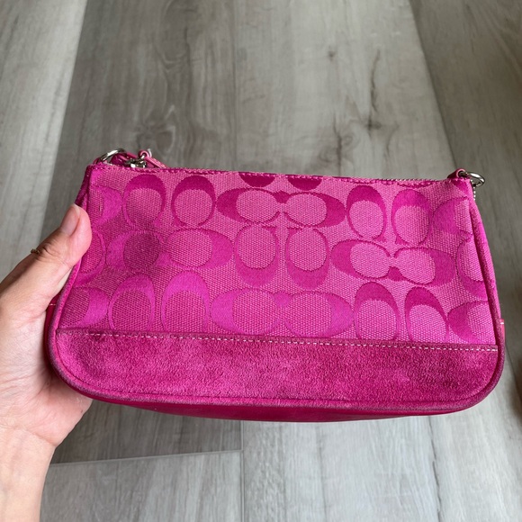 Coach demi in hot pink - Picture 3 of 12